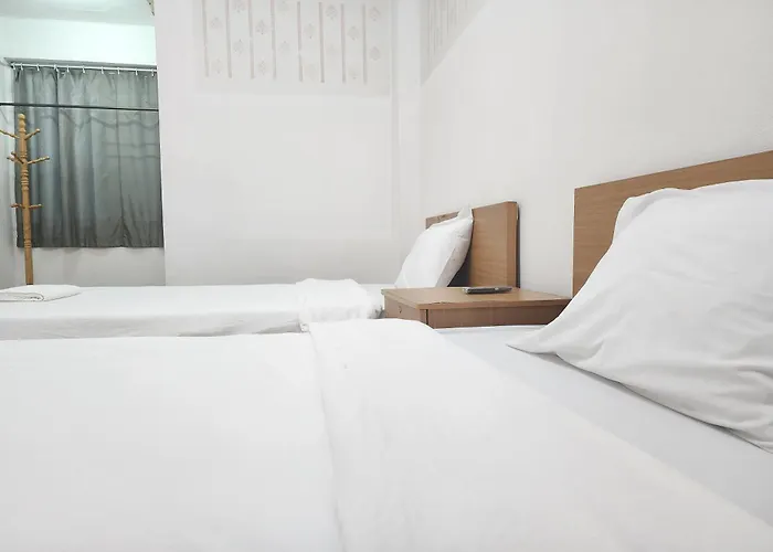 Aparthotel Kaset 3*