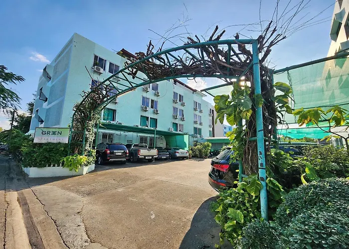Kaset Aparthotel Bangkok